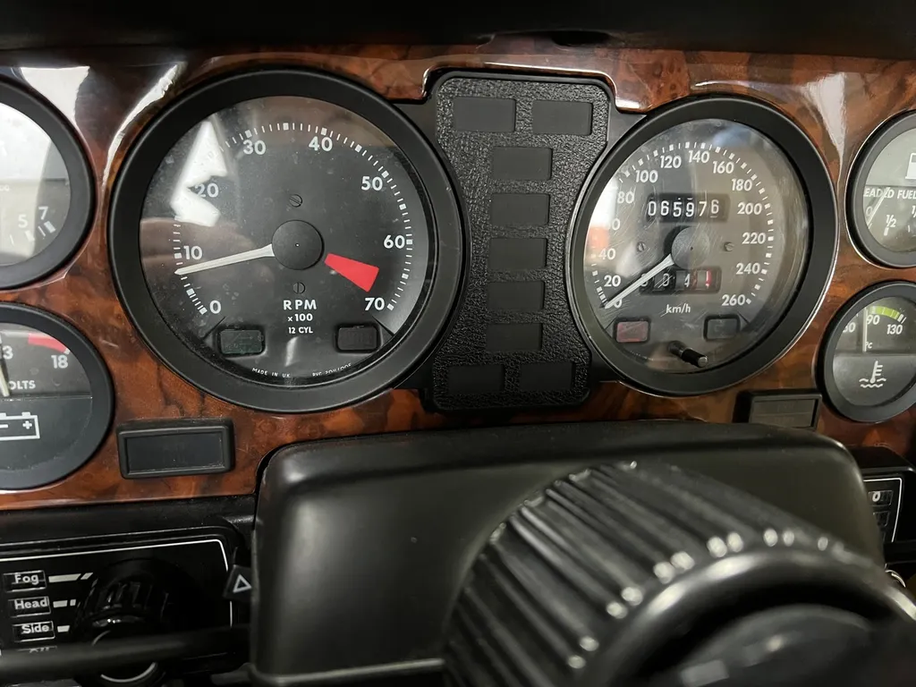 Daimler double six 5.3 azbcllu59rlh2konpxly4