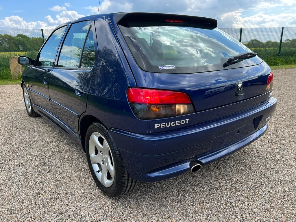 Peugeot 306 8e3jvyx2xc42zc9ft5hsf