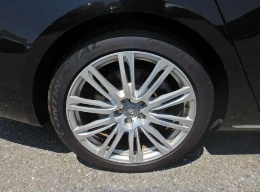 Audi  a8 4.2 v8 quattro uh2d1tdtfcti6w9e9lx4q