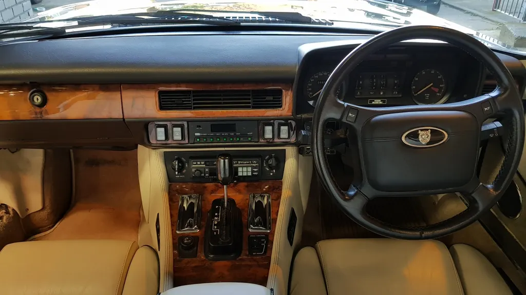 Jaguar xjs 5.3 v12 fiaxggksv530zr5fcwonf
