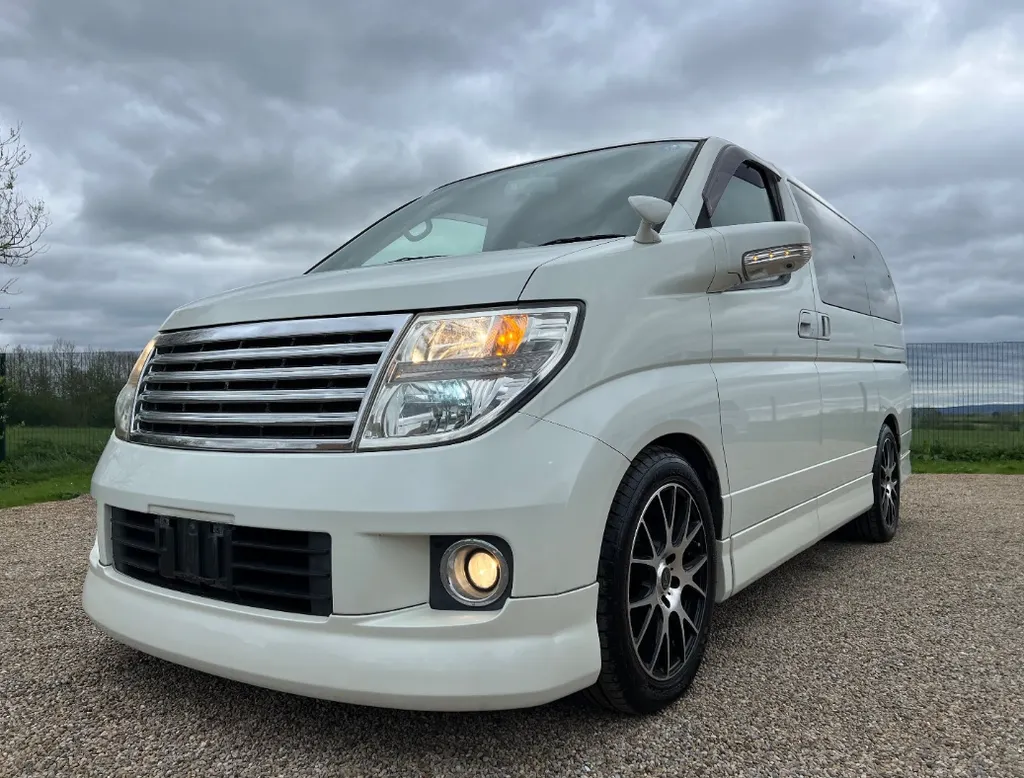 Nissan elgrand 3.5 x daoozhytirp0phiwdqksm