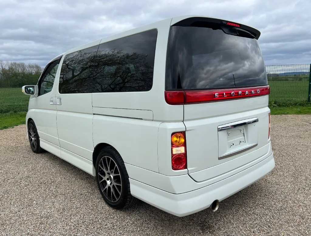 Nissan elgrand 3.5 x qesbupmzsmi01nsy jl0j