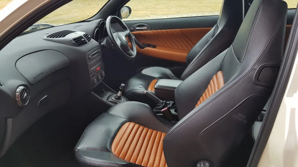 Alfa romeo 147 rhee1l7f7boctibu9rcoa