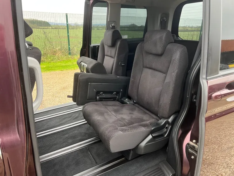 Honda stepwagon  iflz0ekyv7j5i 1oa41ar