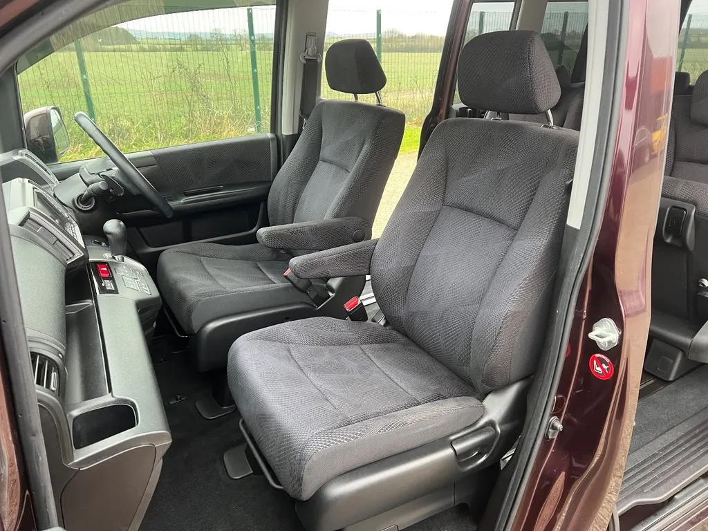 Honda stepwagon   zzgtqxqarhyy6hnpkys8