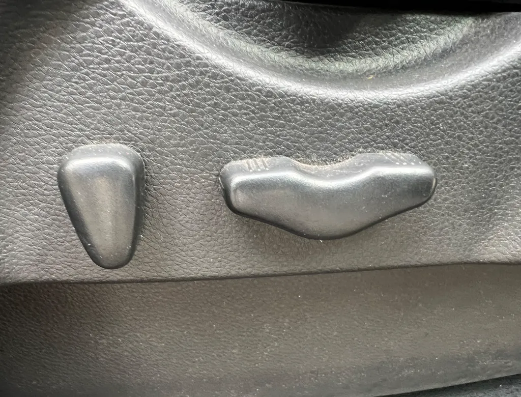 Nissan elgrand s yjgvpbzxxl7zm9xktfa