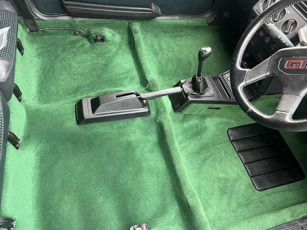 Peugeot 205 do  kntuff9eh3vzdfpvo