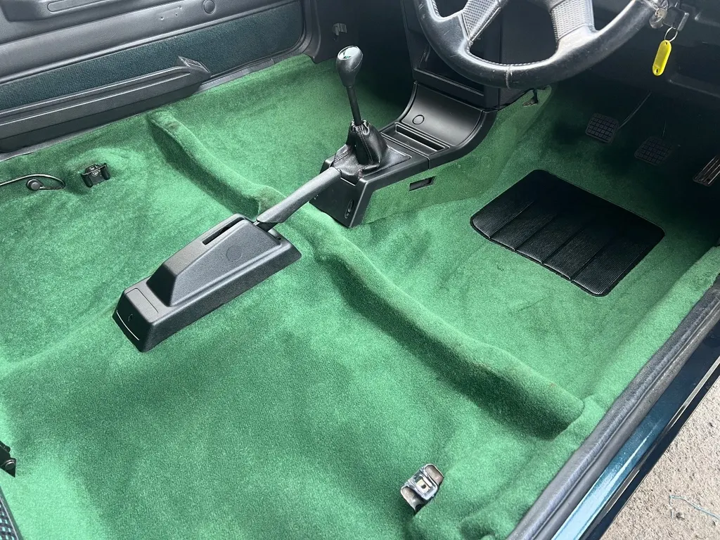 Peugeot 205 ezapdano5ylcwedhumnro
