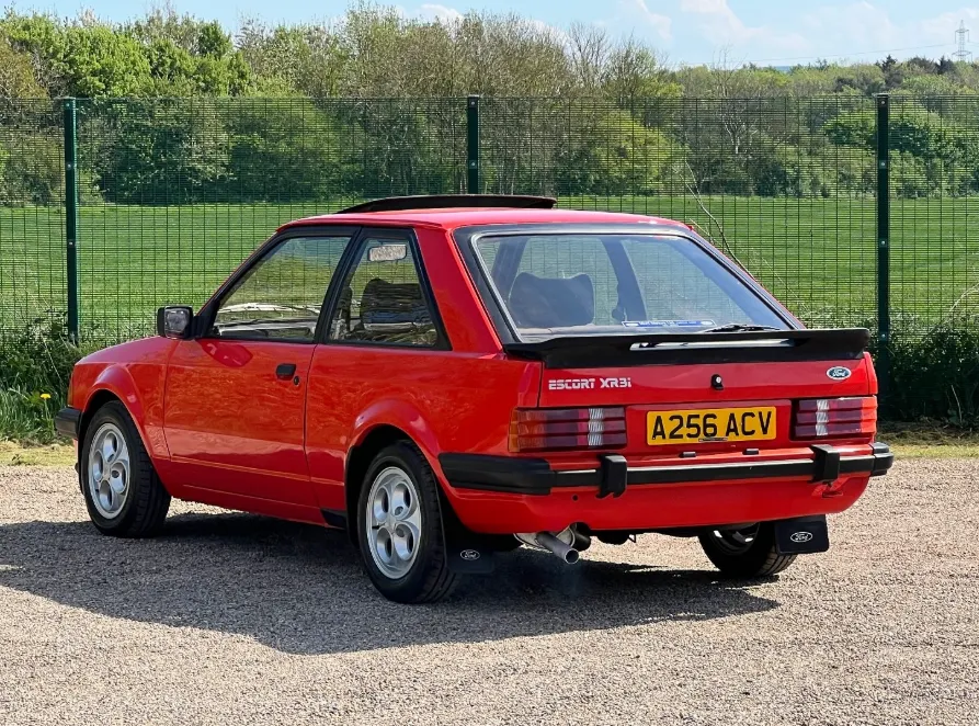 Ford escort xr3i r4hliqabcdjjkpo71pghy