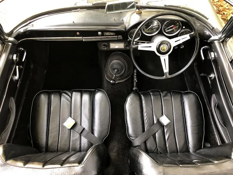 Alfa romeo 2600 spider  g qjkptiuxnzwyniiic4