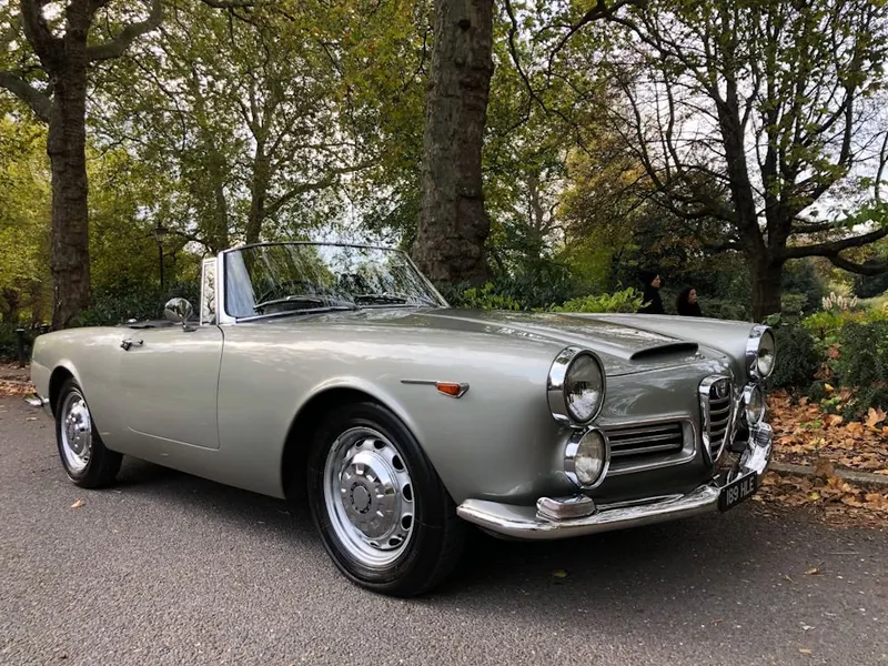 Alfa romeo 2600 spider ochen1xciiqov3duv874v