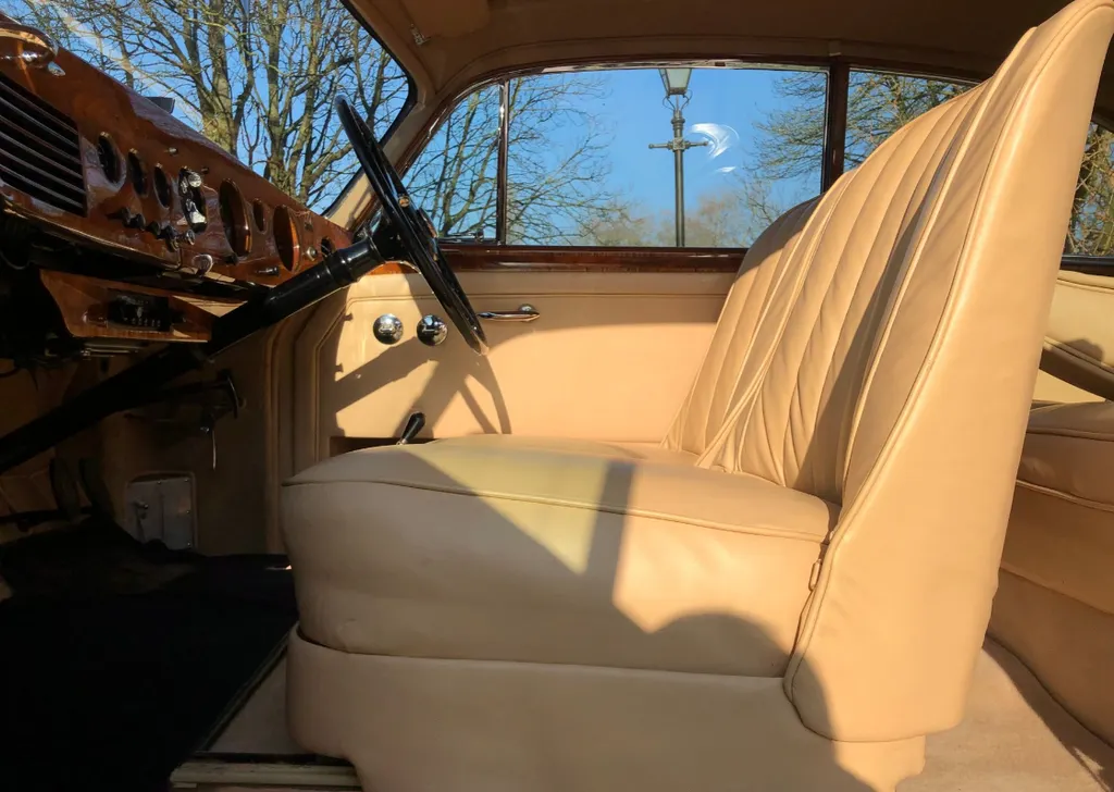 Bentley r type 4xrhmpnedoektj5r30vla