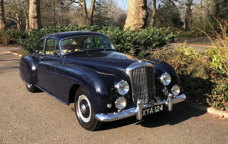 Bentley r type  ell4ggocfkxdl8a7vmo1