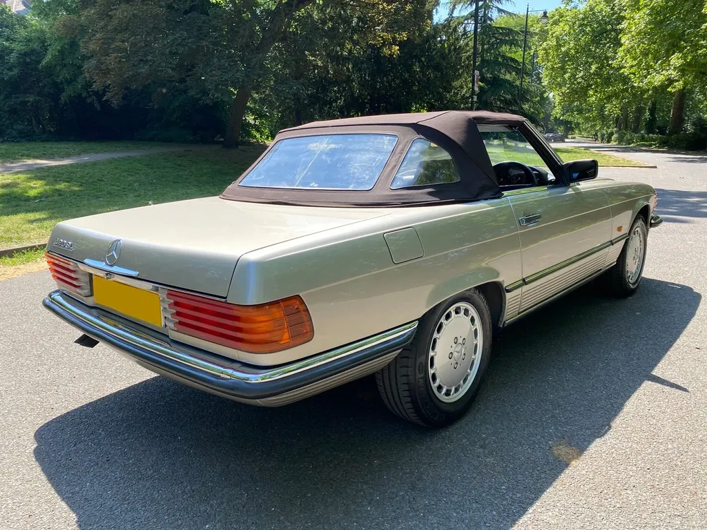 Mercedes benz sl series kabvhcetcmztbevqsk08v