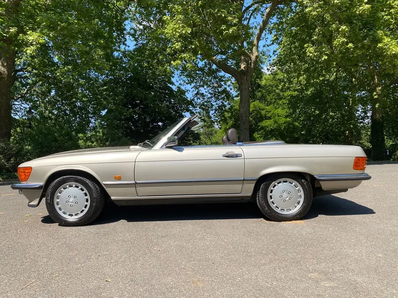 Mercedes benz sl series nnc6ldwe9hpbytcfoqfc9