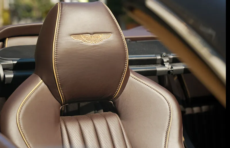 Aston martin db9 hcdzmv3b f78d9e112ax4