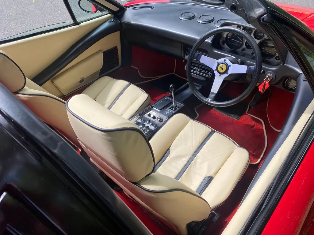 Ferrari 308 gts fevvkpgzsrzqrq5hiwavg