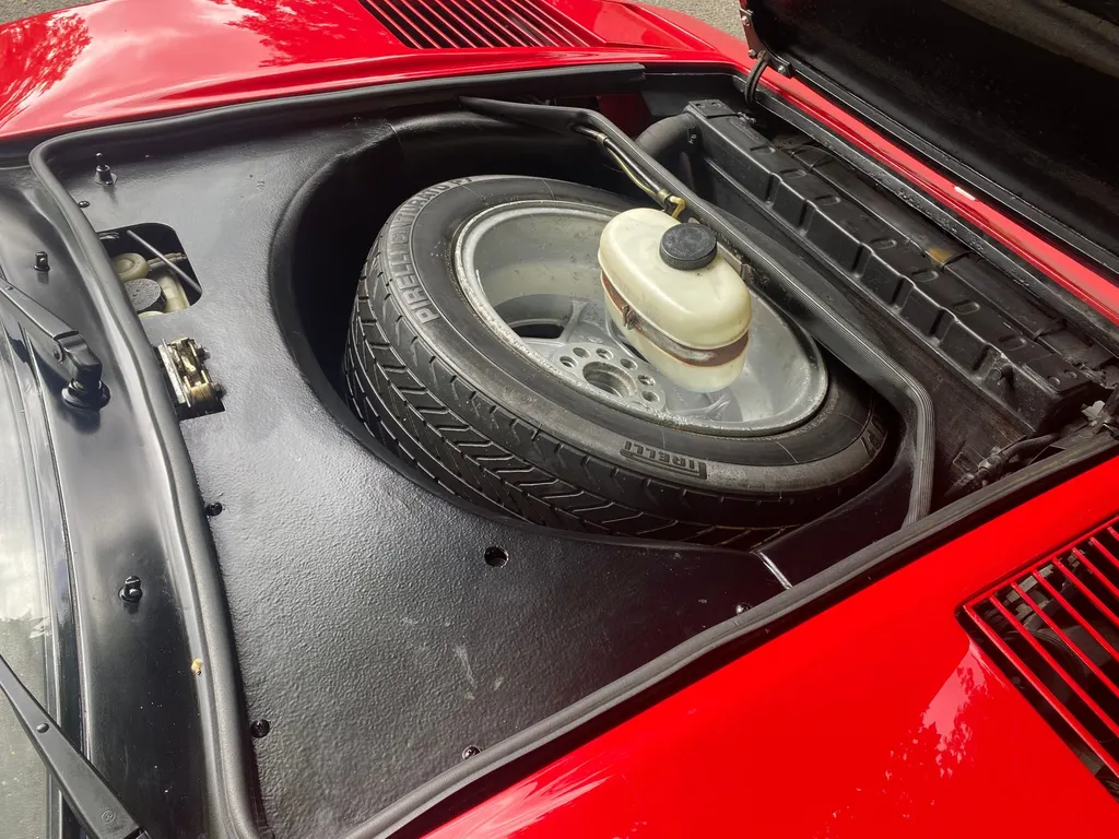 Ferrari 308 gts hnvg0cnlnmn4wfdyj0h4w