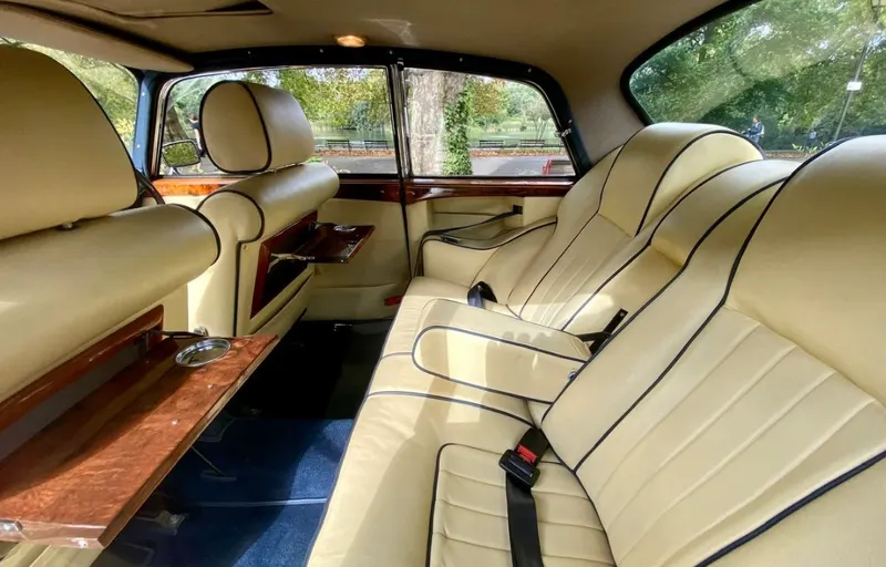 Bristol 411 urqn8bkm53ctewvhthsbu