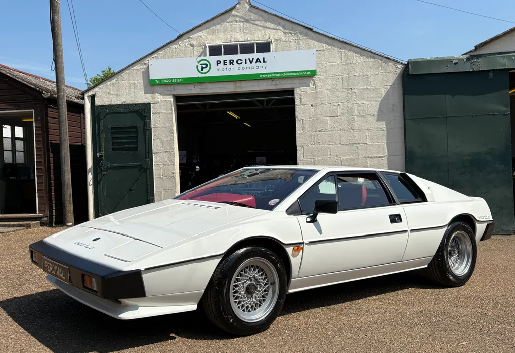 Lotus espirit s3 amvapwvpzacu7yo1zrogx