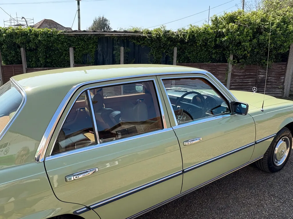 Mercedes benz 280s hgdvp8jq6orwvuprzu1ad