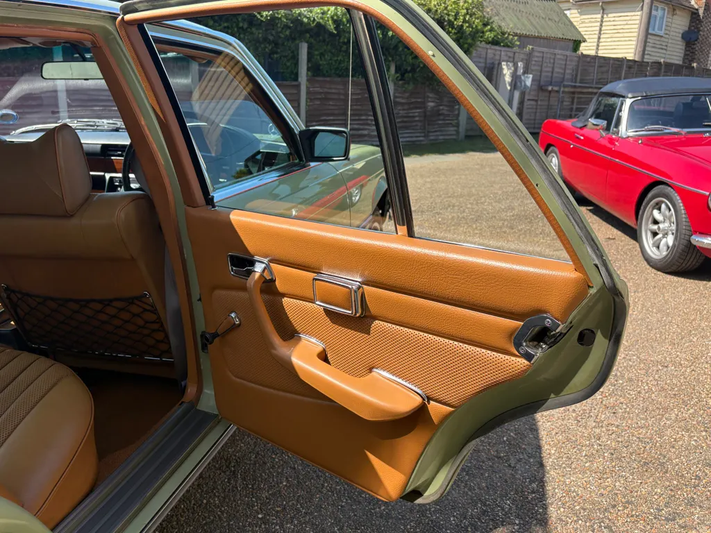 Mercedes benz 280s t8kva4egf99keaw umkx3