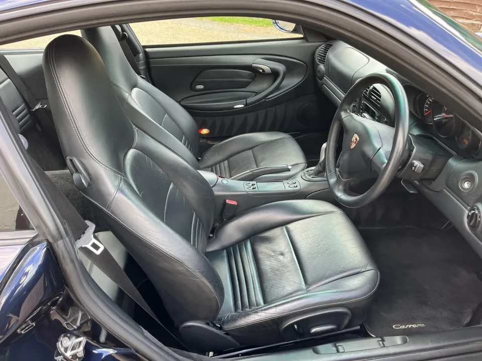 Porsche 911 4ejr52yqa5oex6wt7avsf