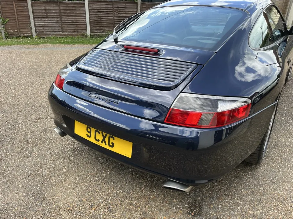 Porsche 911 b6tpyceaqqbg6 xrlqj1k