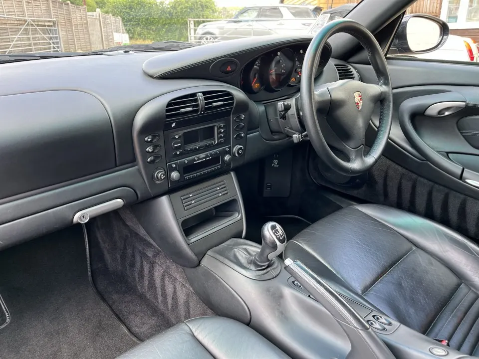 Porsche 911 d 8k g41f720yfubqnlk4