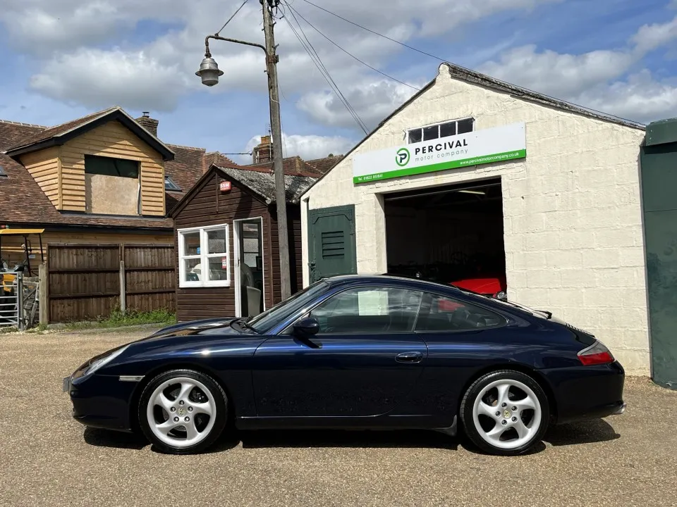 Porsche 911 flz4oifypo6ni3jvnylof