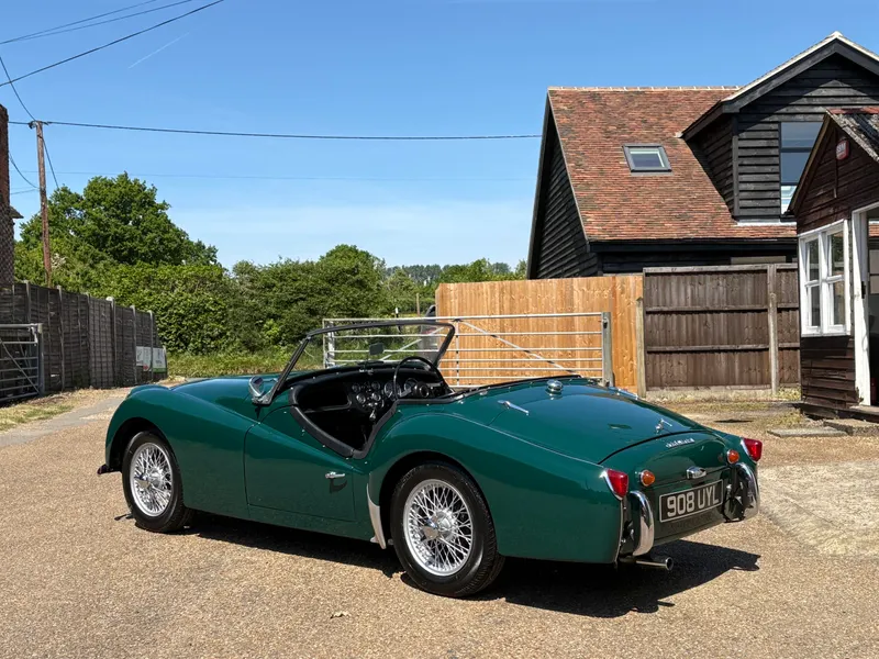 Triumph tr3a s9yhexvs7amag0h4vrbua