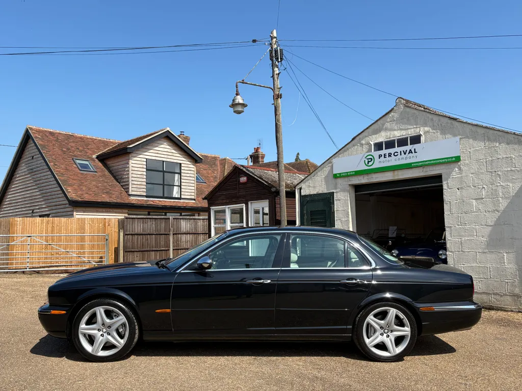 Jaguar xjr jye8zfpjrkyltqvt9xrxu