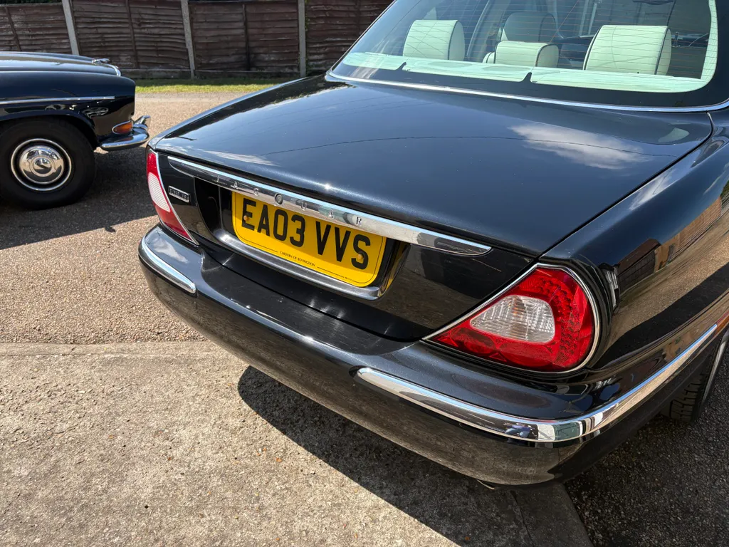 Jaguar xjr l  nysoe6m7j h1vrztzs