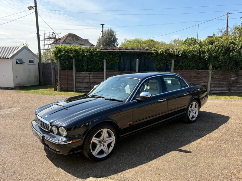 Jaguar xjr nom5qjk575wq2hfadgkix