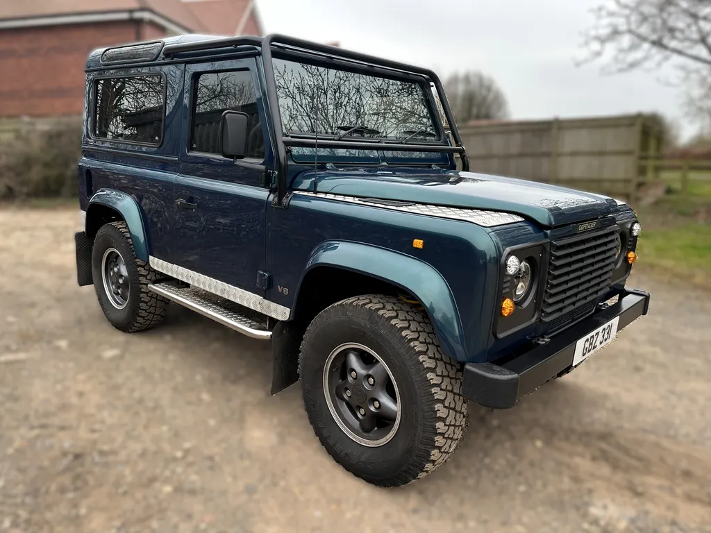 Land rover defender 90 9ivuvo7tclz1cipmb2lpi