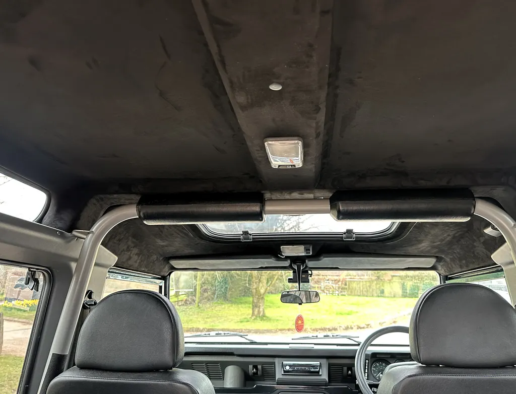 Land rover defender 90 hn7e60gzyij amikpqcxn