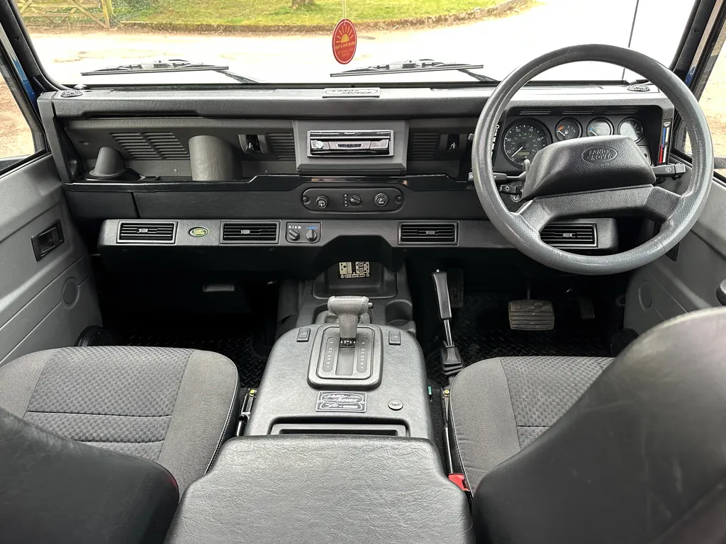 Land rover defender 90 rgkadms jmfex ixot13b