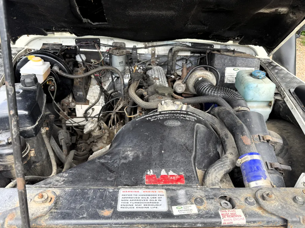 Land rover defender 90 pf nja4st a75mjm9wr q