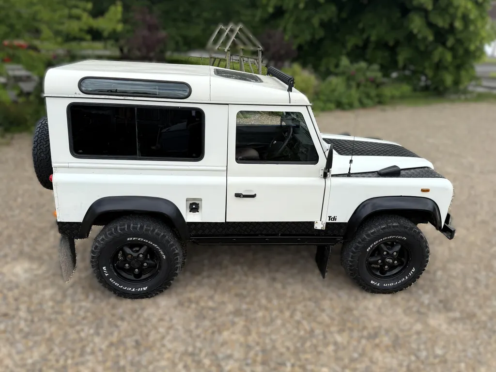 Land rover defender 90 vk i4q xxdtb7jl9uldxg