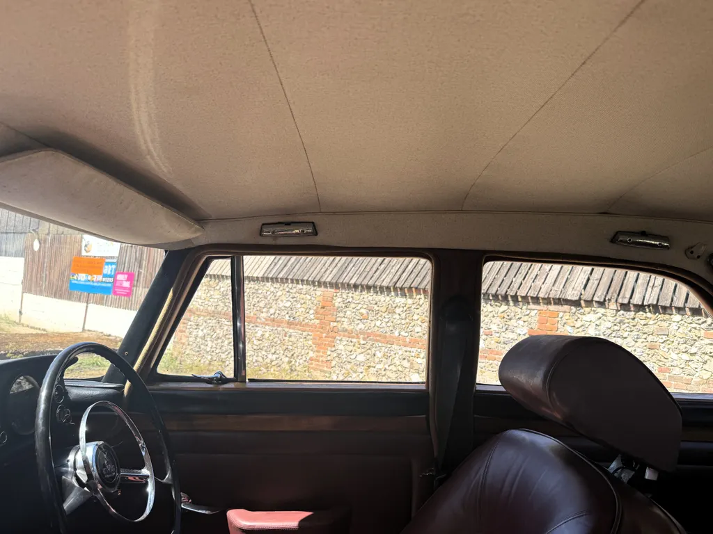 Rover p5b 1sh7nb3kwdiw2ajfh5wh1