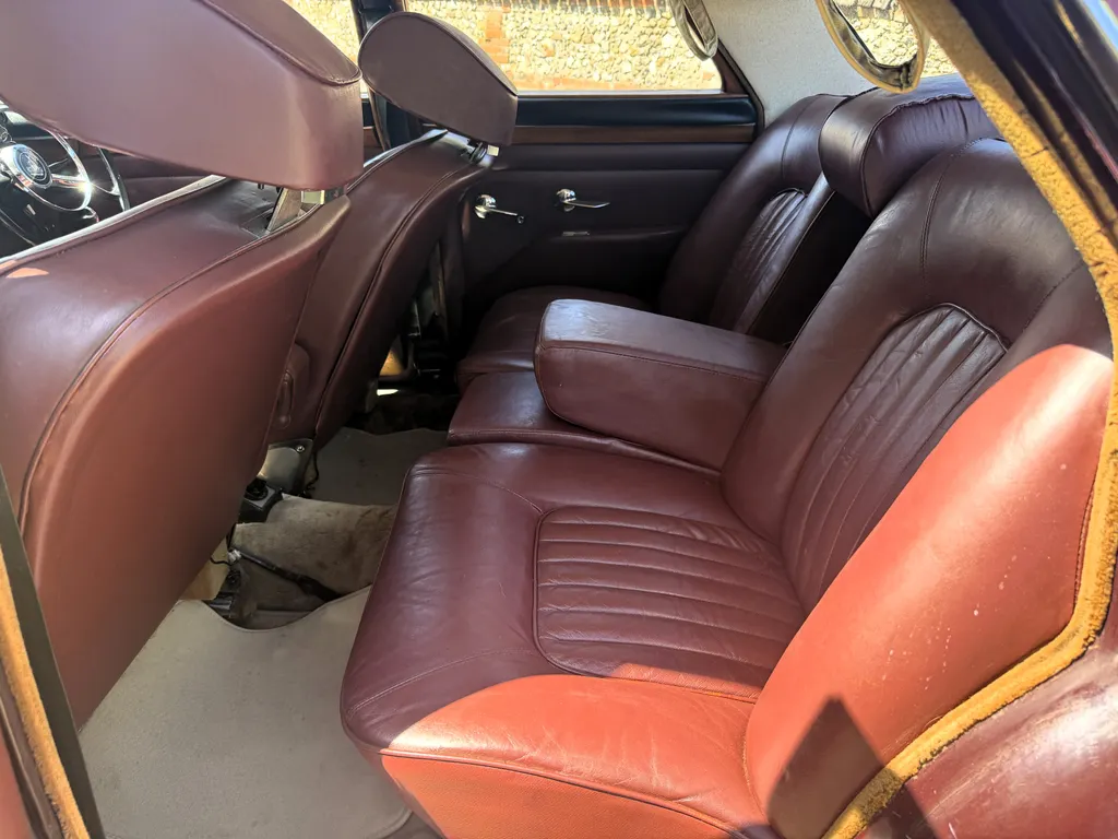 Rover p5b jtyjwb7chmefu0i yr8hm