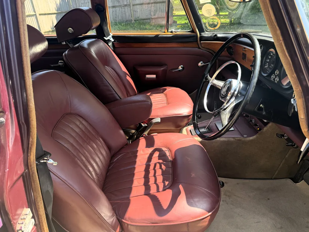 Rover p5b vgkjojloskpjsswlar9w7