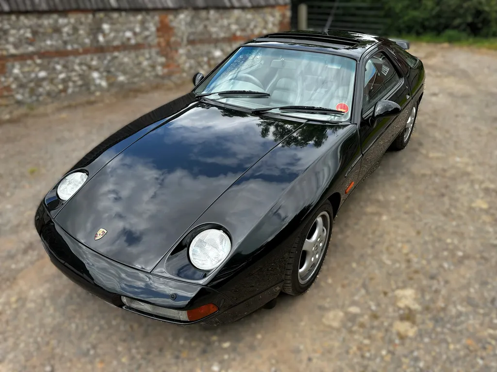 Porsche 928 up8vs13pdoozsx4twqmum