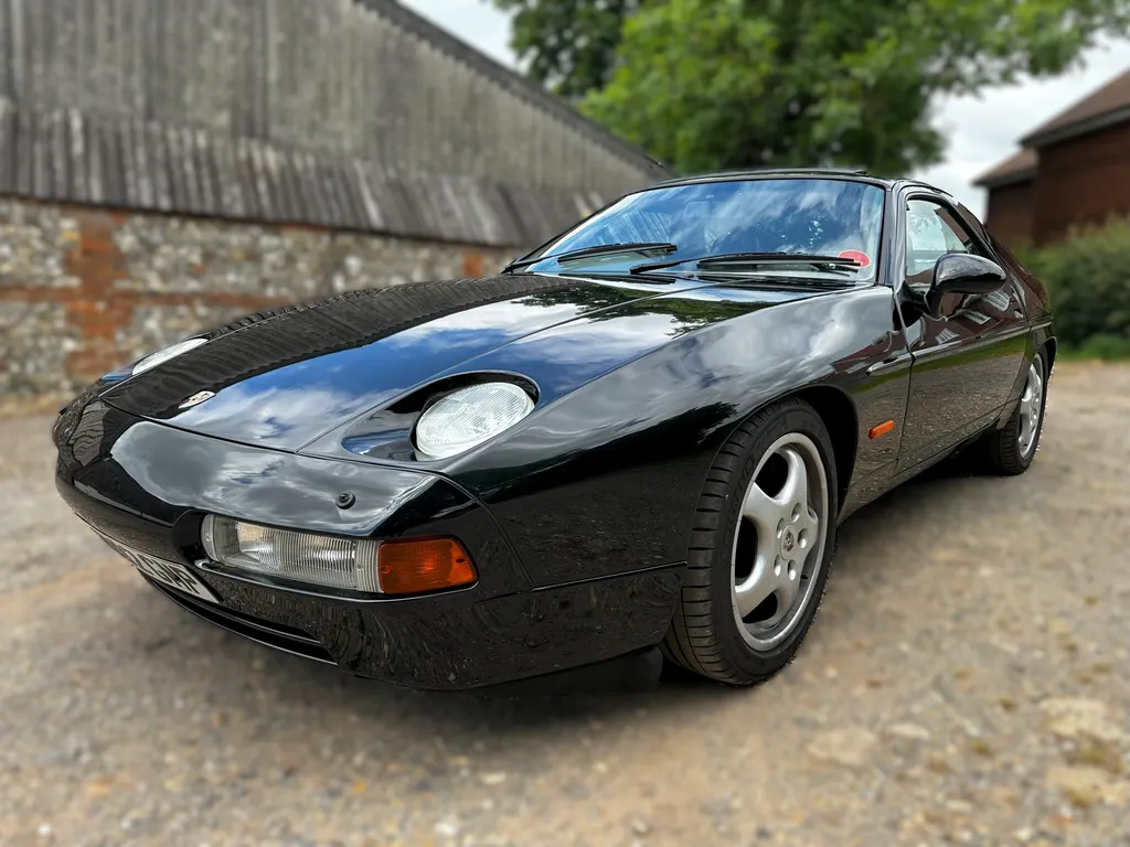 Porsche 928 co5vord3kopozv98ep9wt