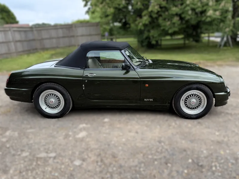 Mg roadster jknf15uxneg8xg2ki5gdv