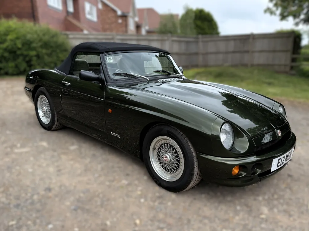 Mg roadster x8xktjzfeesgmeknb0o1n