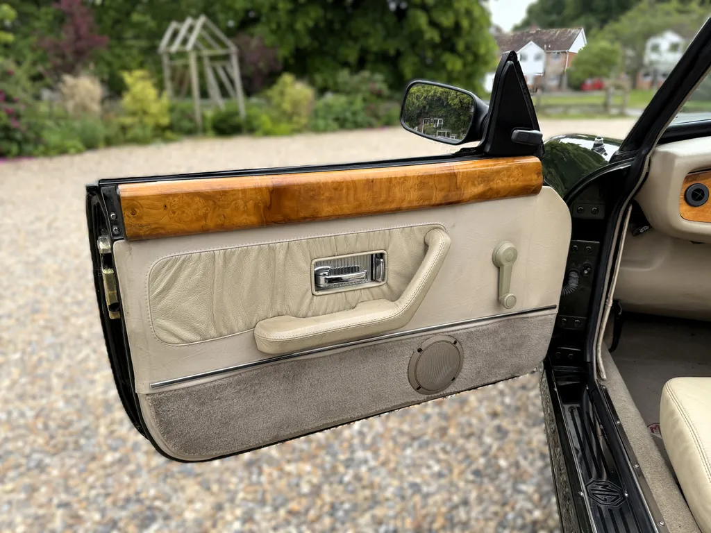 Mg roadster ylys7rsjzow1eu3e5wfdd