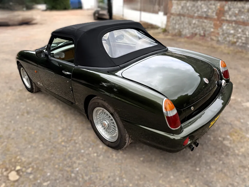 Mg roadster s4nmrugsabbqllyuq62rx