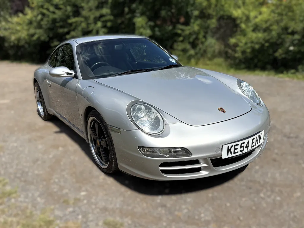 Porsche 911 7klgtazepj5dr1ysyoehd