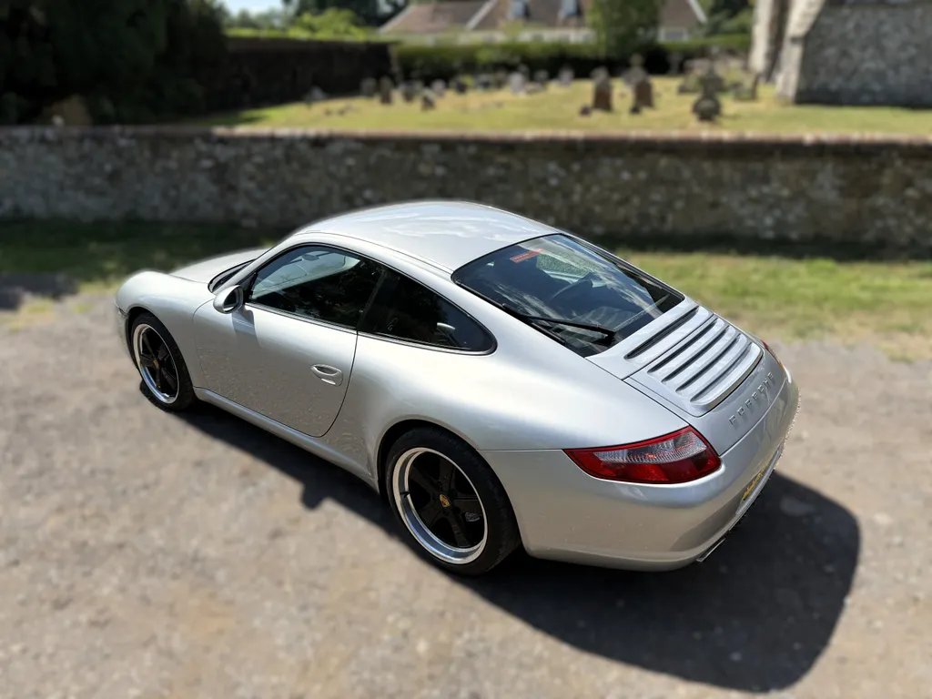 Porsche 911 azpqkw91yxvcmbqcixmwj